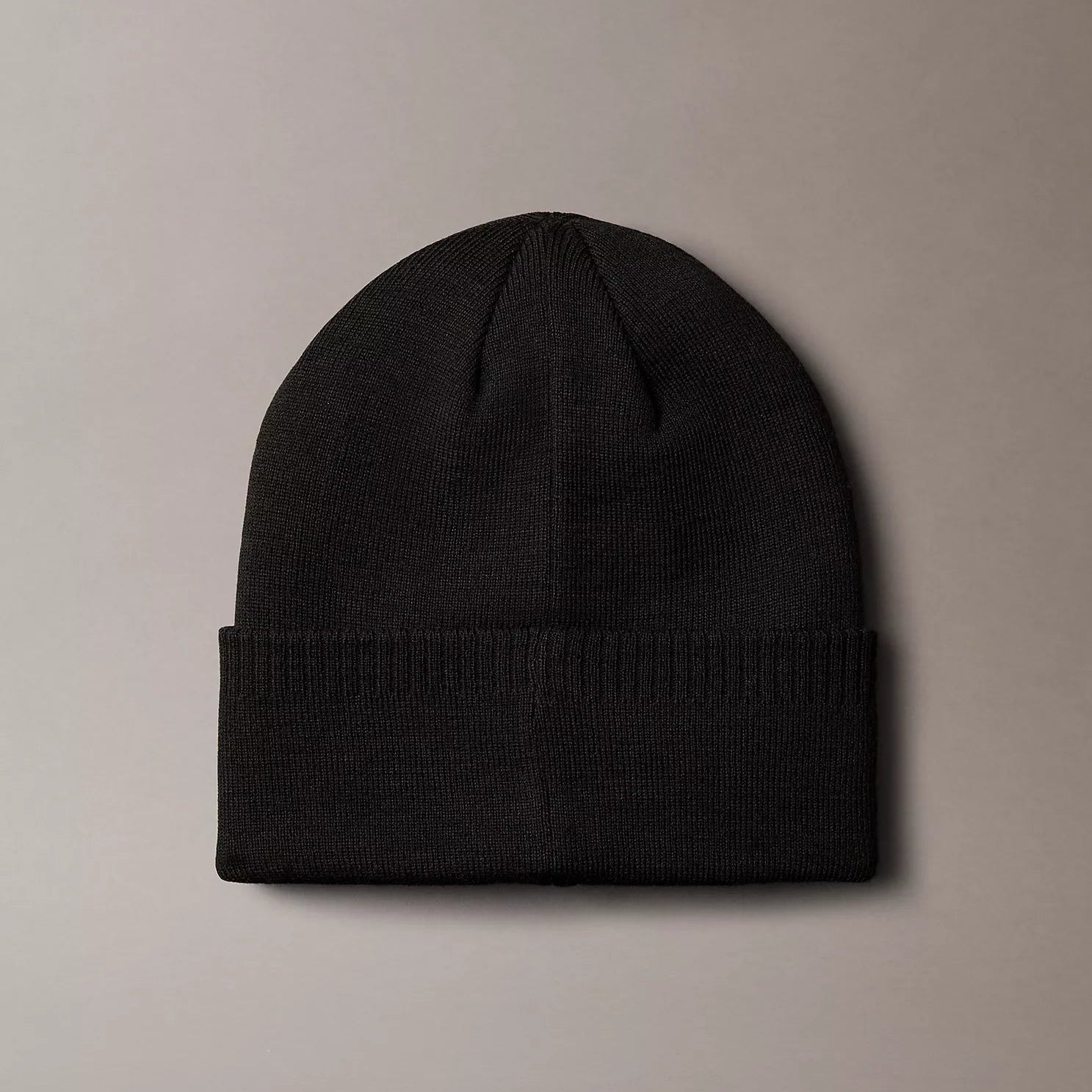 Calvin Klein Shapka CKMC533930T 001