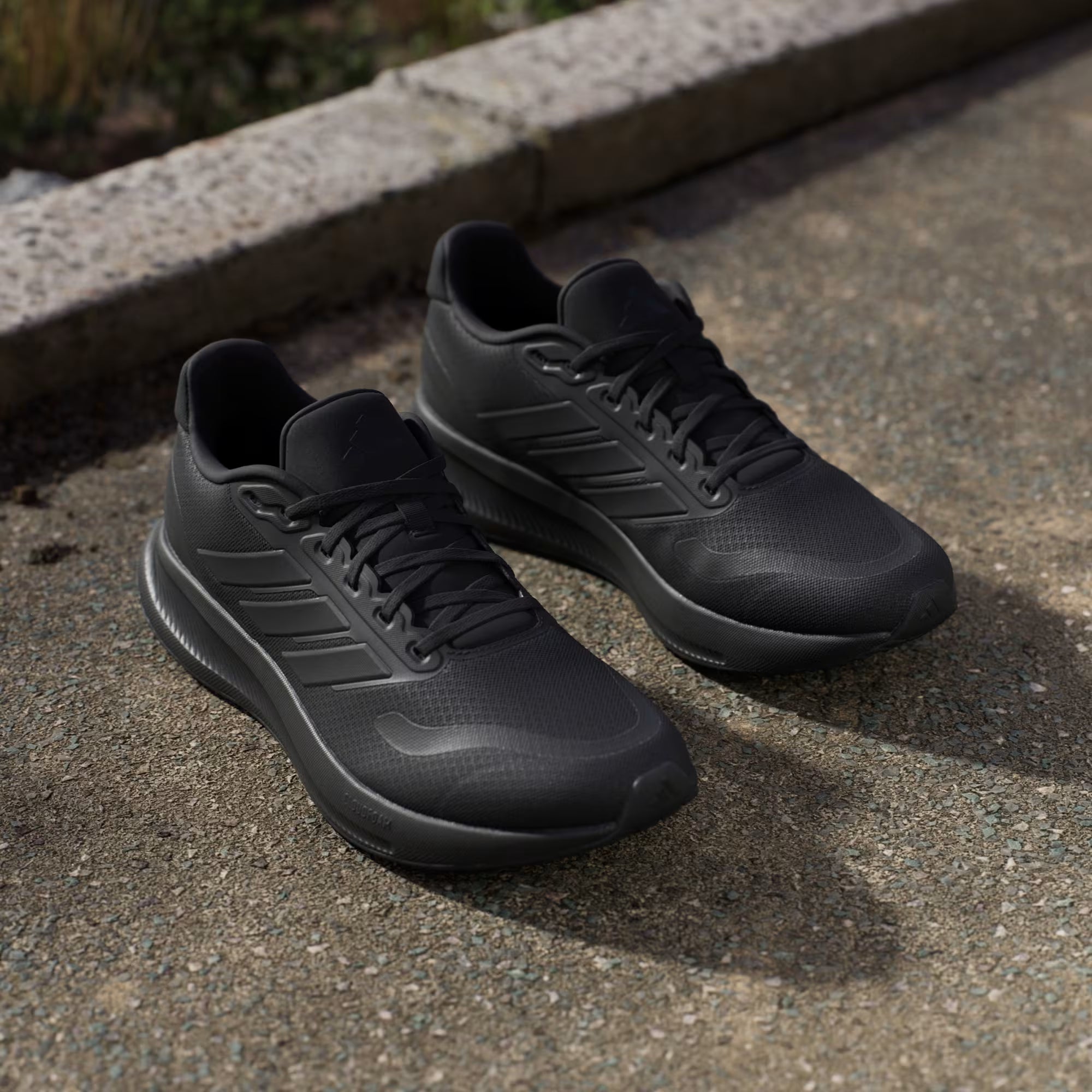 Adidas Krossovka IE8812