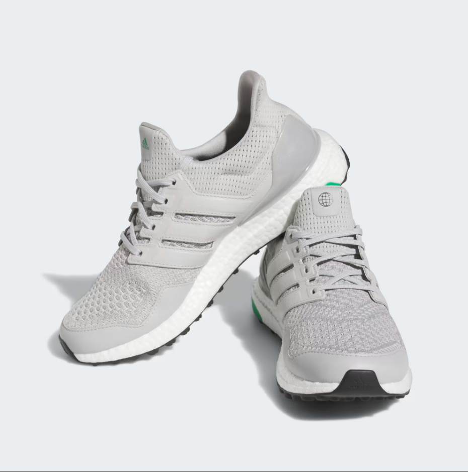 ADIDAS BOOST GV6922  43.5EUR